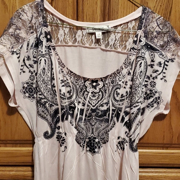 Decree Tunic - Picture 2 of 5